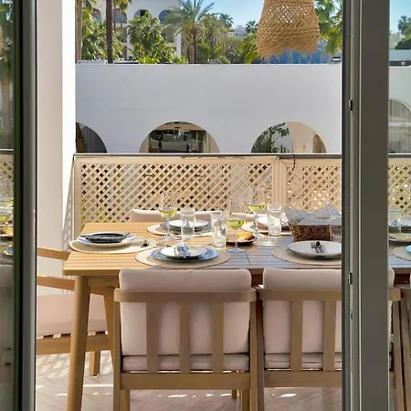 Banus Grand Luxury Apartamento *